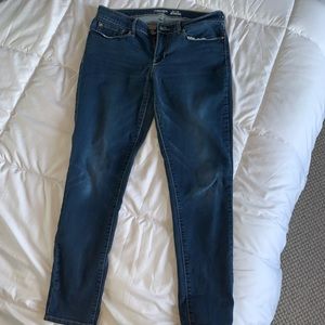 women’s low rise jeggings